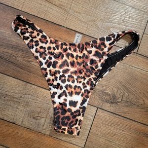 Leopard print thong / super cheeky Bikini bottom